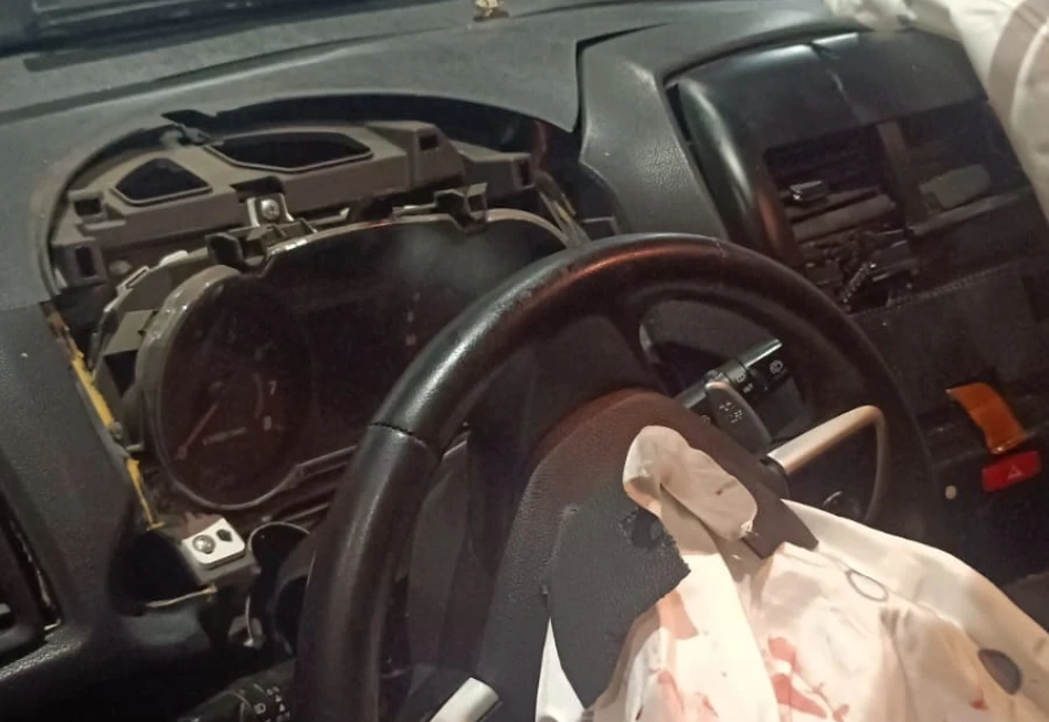 Homem perde o controle e invade comércio no centro de Pará de Minas