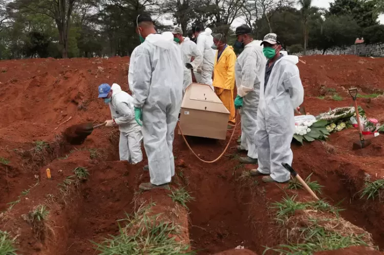 Brasil superou nessa terça-feira o recorde de mortes pela Covid-19