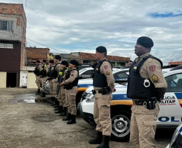 PM realiza Operação Presença em diversos bairros com apoio de Alunos Soldados em Pará de Minas