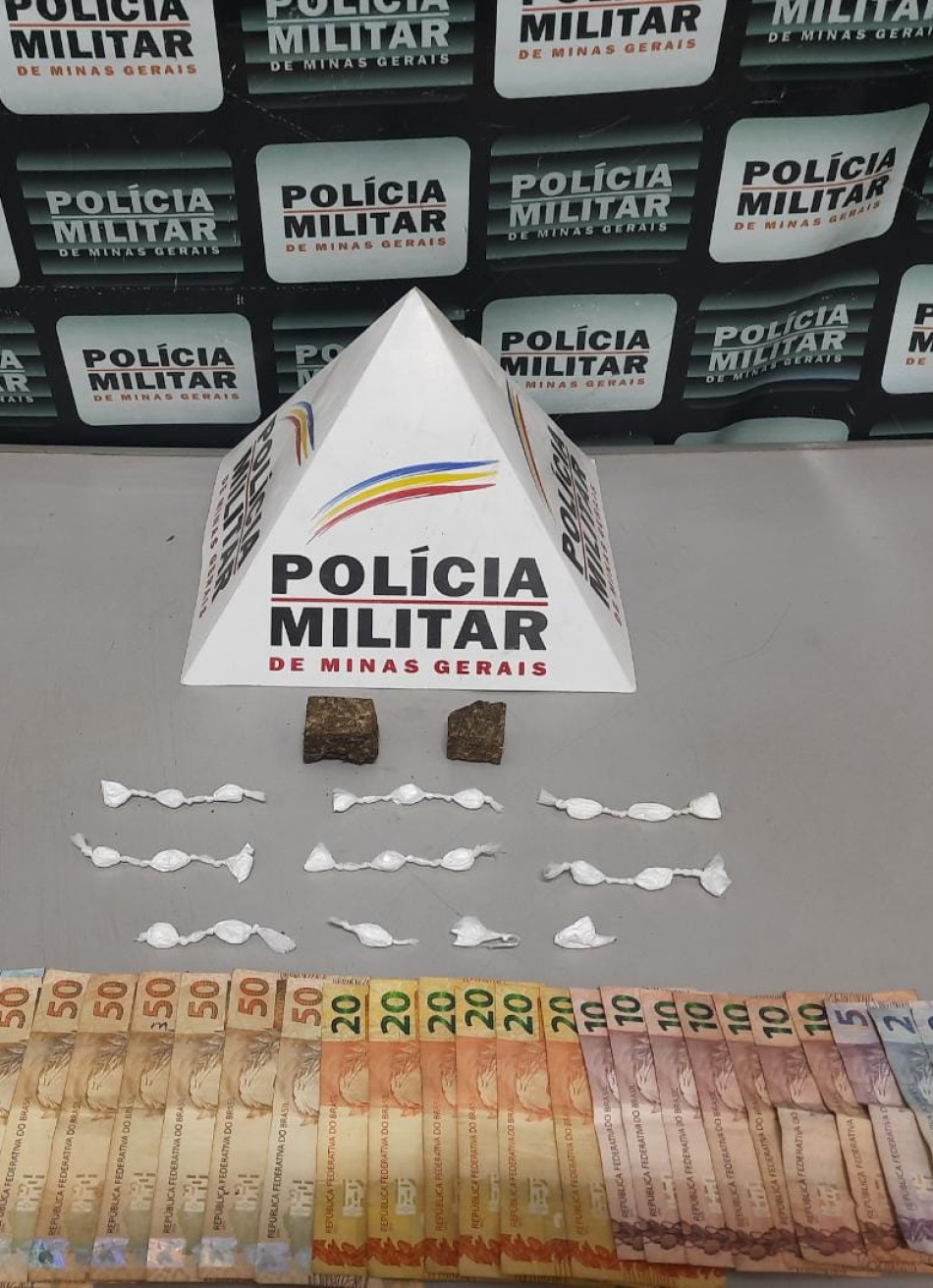Dupla é presa em uma boate na rodovia MG 060, em Pequi, acusada de tráfico de drogas