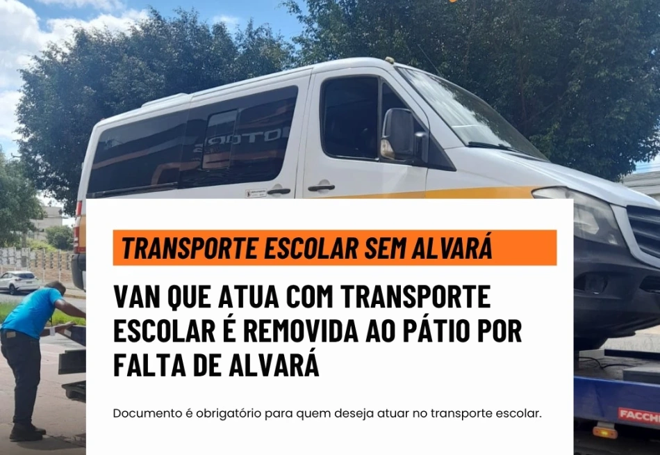 Van escolar é removida por falta de alvará em Pará de Minas