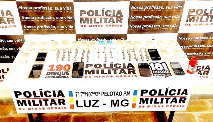 Casal é preso pela Polícia Militar em Luz acusado de envolvimento com o tráfico de drogas