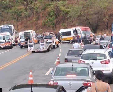 Acidente  grave próximo ao “s” das bananas em Caeté