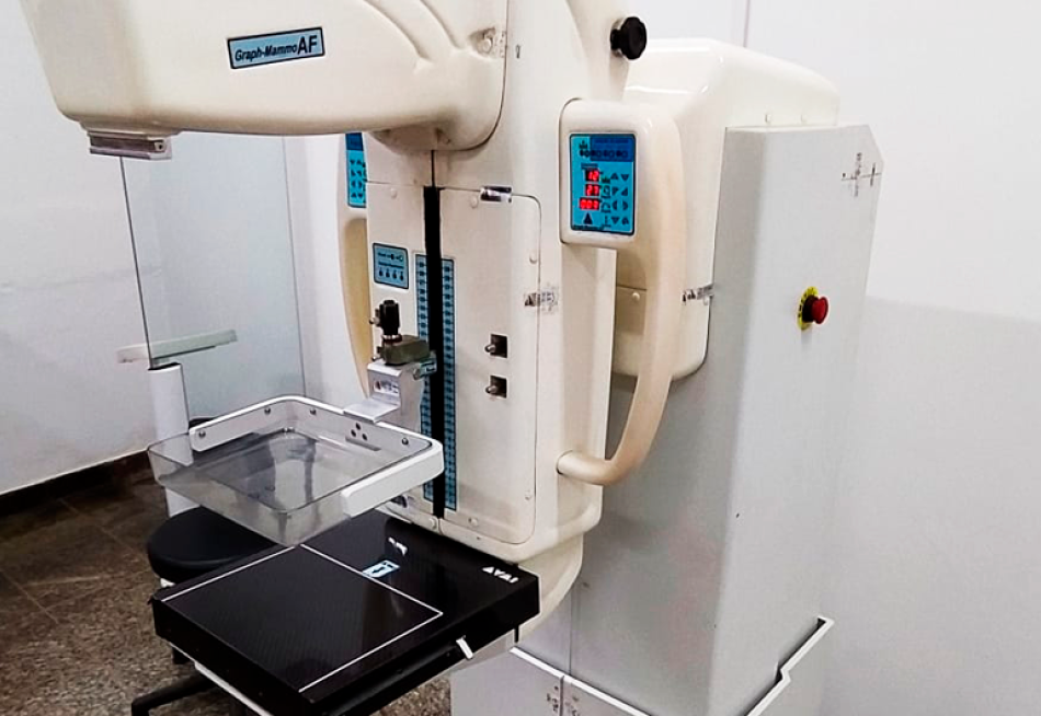 Campanha Outubro Rosa visa conscientizar as mulheres sobre o câncer de mama e AME de Pará de Minas têm cerca de 500 mamografias agendadas para este mês