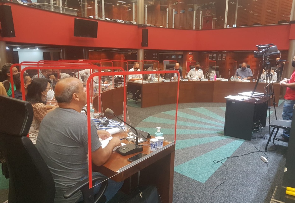 Projeto de Lei que dispõe sobre o fim do nepotismo em Pará de Minas recebeu pedido de vistas e deve voltar à pauta da Câmara Municipal na próxima semana