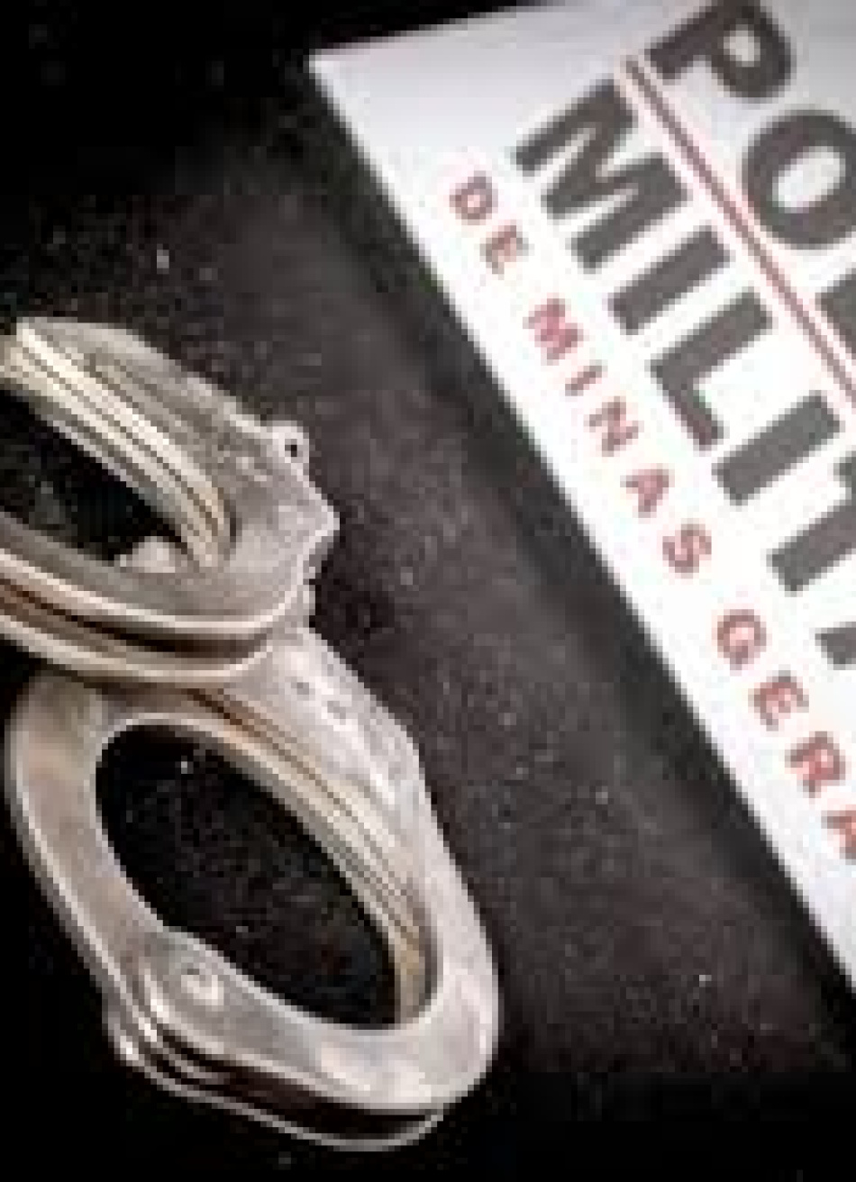 Homem é preso pela Polícia Militar em Pará de Minas após tentar invadir a casa da ex-namorada