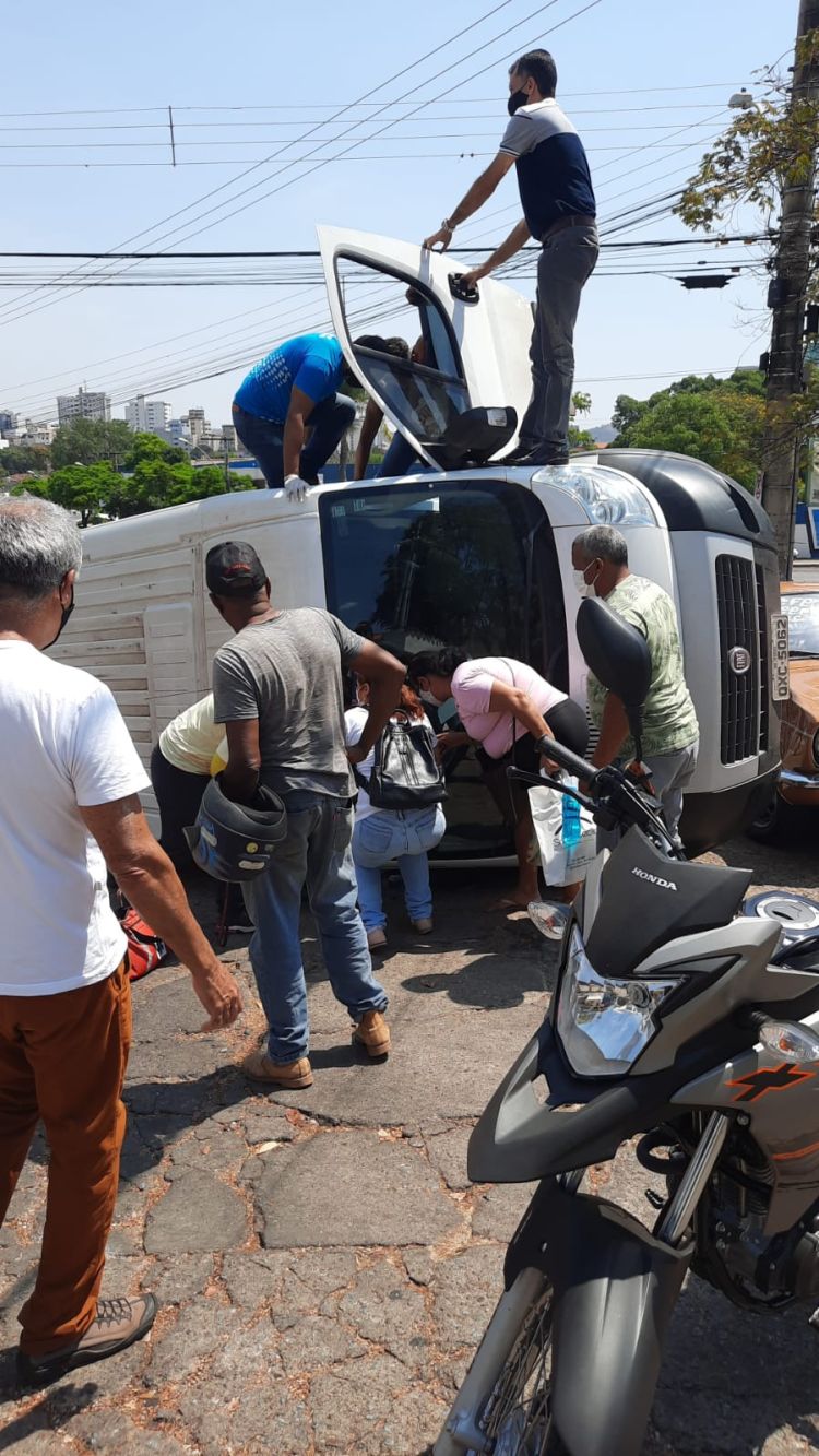 Homem morre em acidente em Pará de Minas após sofrer mal súbito