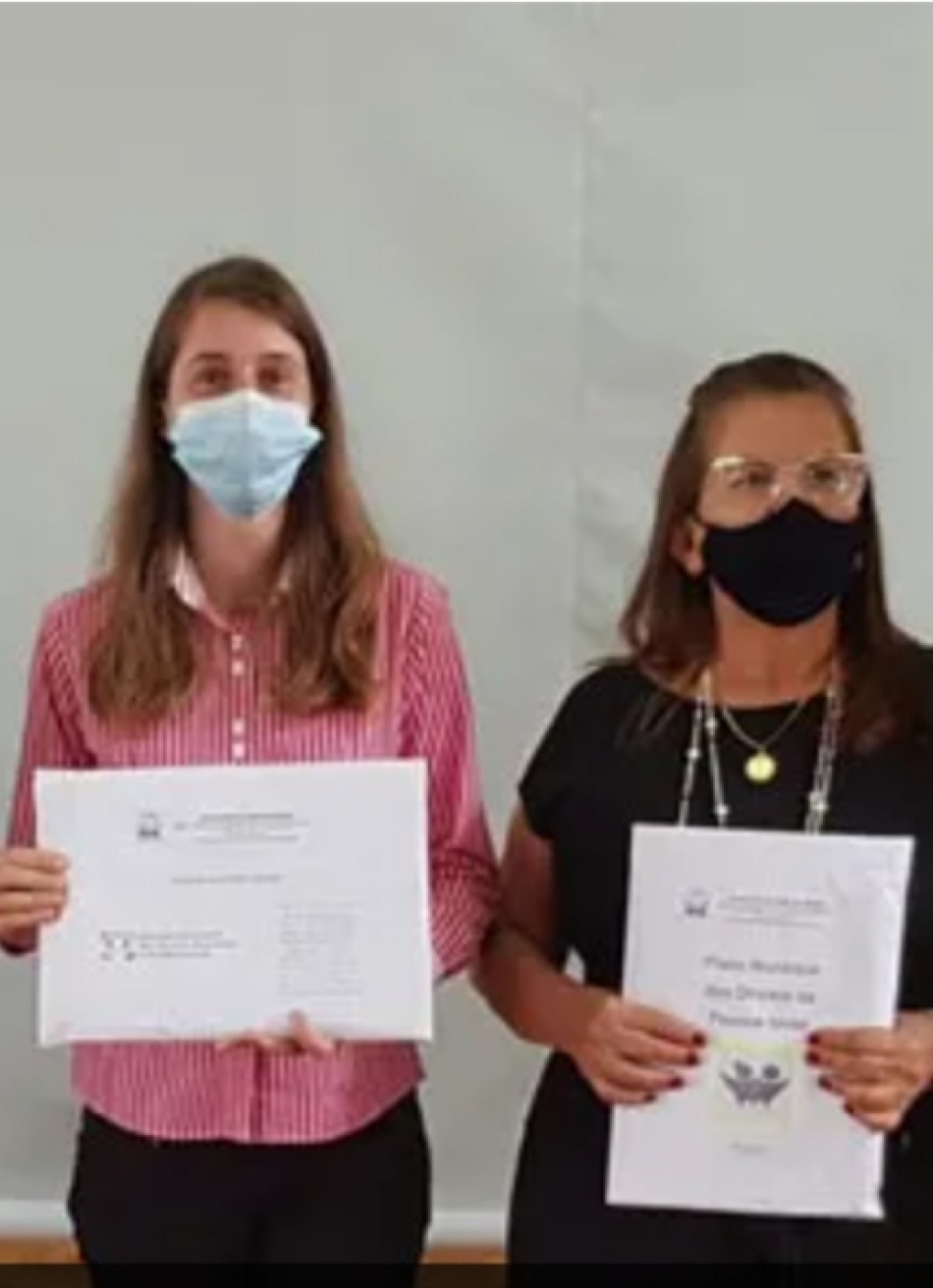 Novos membros do Conselho Municipal dos Direitos das Crianças e dos Adolescentes de Pará de Minas tomaram posse nesta terça-feira