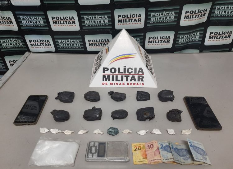 Polícia Militar detém dupla suspeita de tráfico de drogas no bairro Providência, em Pará de Minas