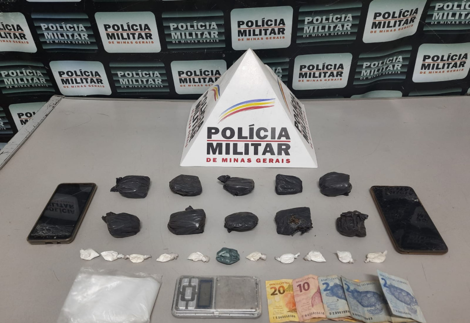 Polícia Militar detém dupla suspeita de tráfico de drogas no bairro Providência, em Pará de Minas