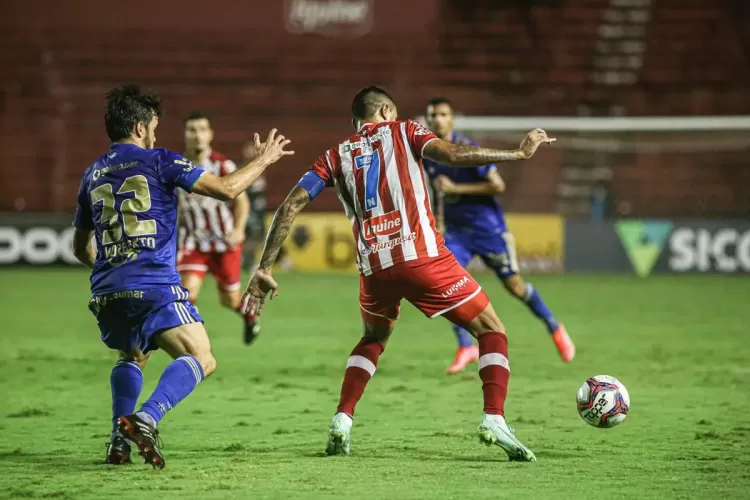 Cruzeiro vence o Náutico e ganha confiança para o início do returno da Série B