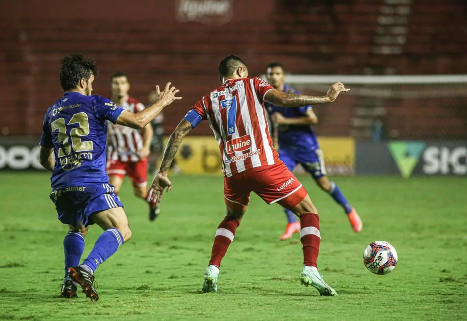 Cruzeiro vence o Náutico e ganha confiança para o início do returno da Série B