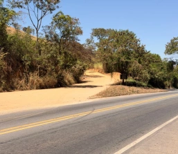 Prefeitura de Pará de Minas assina ordem de serviço para asfaltamento do acesso a Paivas