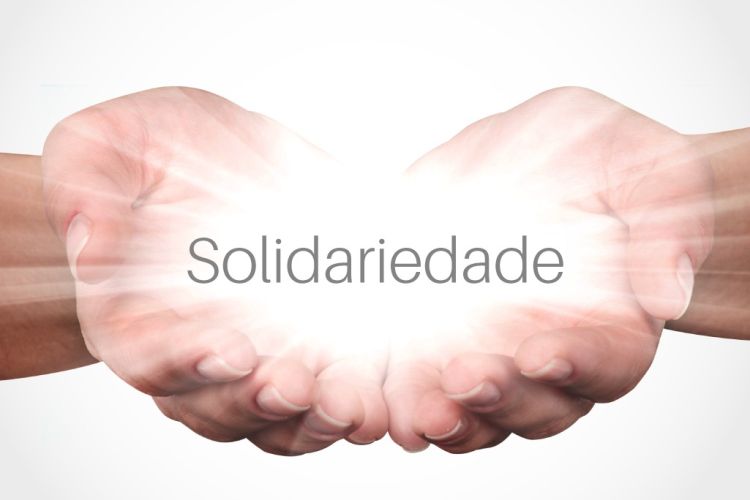 Campanha do Agasalho arrecada agasalhos, cobertores e meias para pessoas necessitadas de Pará de Minas