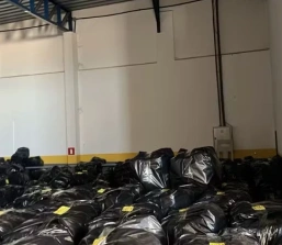 Polícia Civil descobre rede de falsificação de calçados em Nova Serrana e apreende mais de 23 mil pares