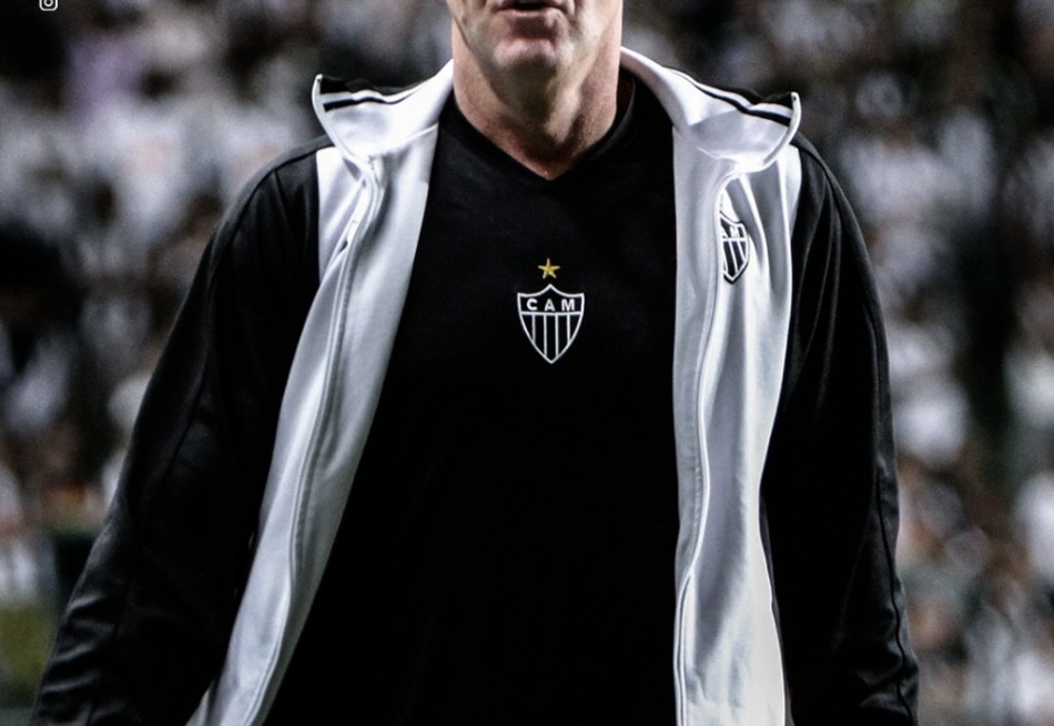 Atlético confirmou retorno do técnico Cuca ao clube