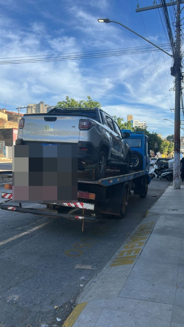 PARÁ DE MINAS – Polícia Militar recupera veículo com sinais de adulteração no bairro Dom Bosco