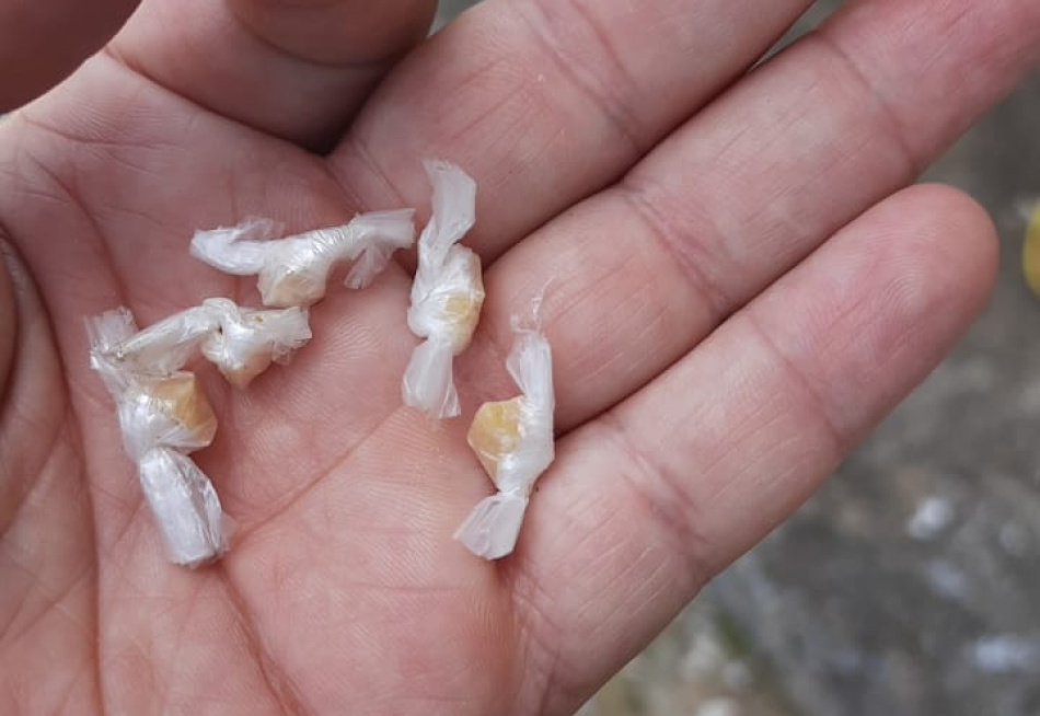 Polícia Militar apreende dois menores e prende um homem suspeitos de tráfico de drogas em Bom Despacho