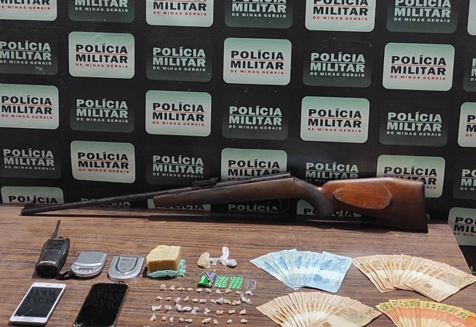 Dupla de menores é apreendida com arma e drogas em Pompéu