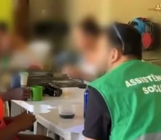 Duas clínicas terapêuticas são interditadas por funcionamento clandestino em Divinópolis