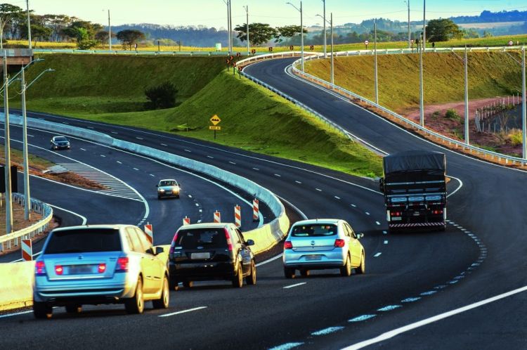 Feriado prolongado do Natal registrou 113 acidentes e 10 mortes nas rodovias federais de Minas Gerais