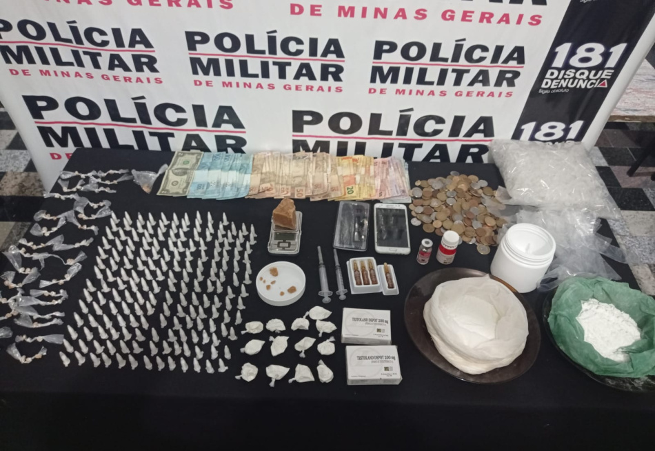 Polícia Militar faz grande apreensão de drogas em Itapecerica