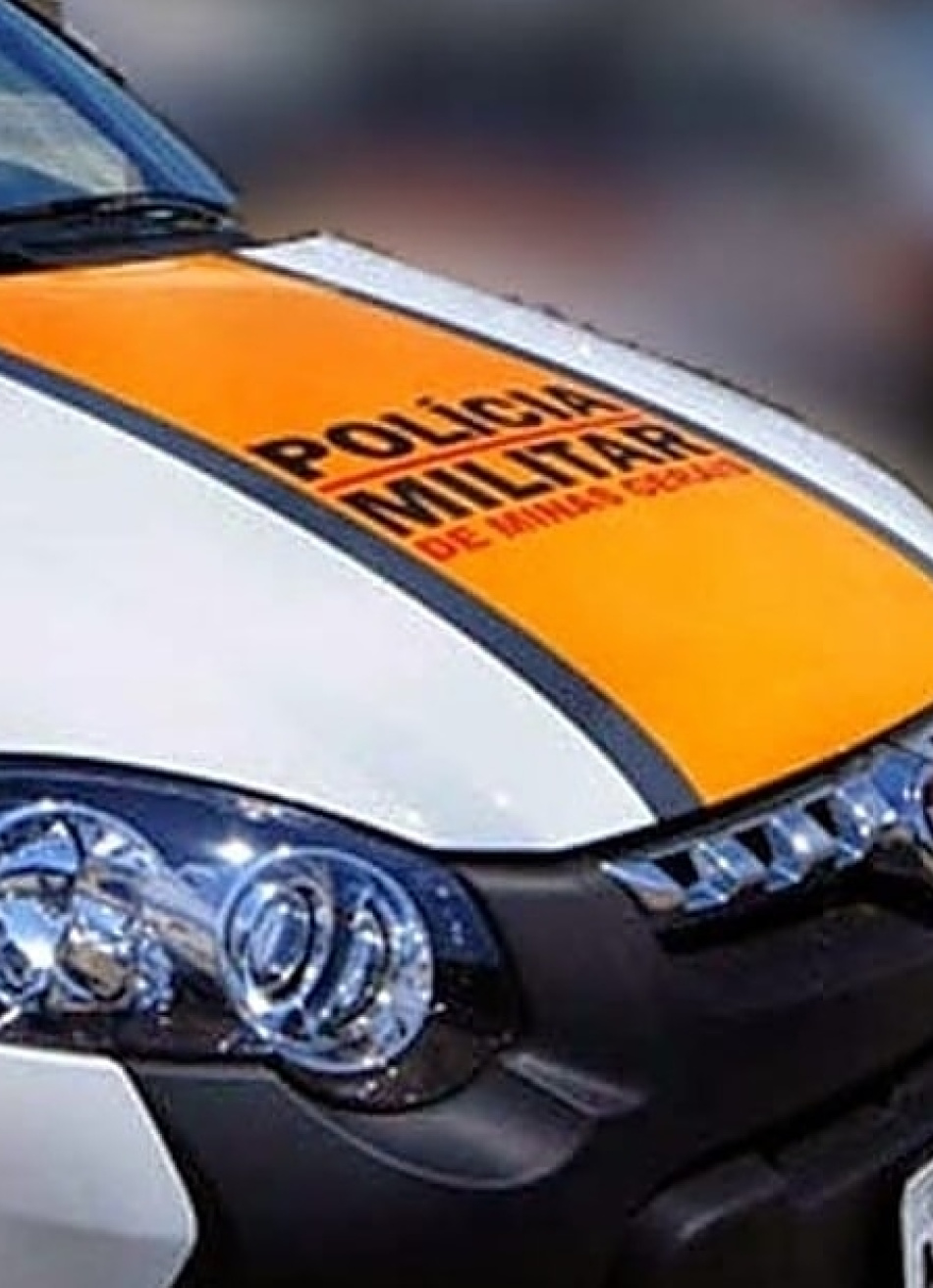 Polícia apreende trio que estava usando drogas no estacionamento do Colégio Fernando Otávio