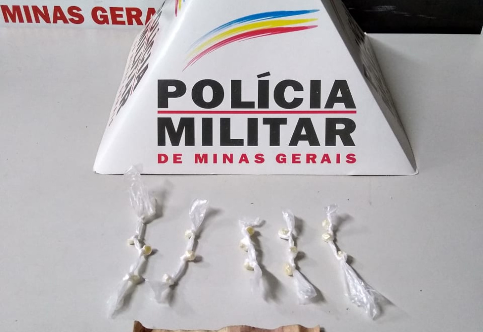 Trio é preso em Nova Serrana acusado de participação no tráfico de drogas