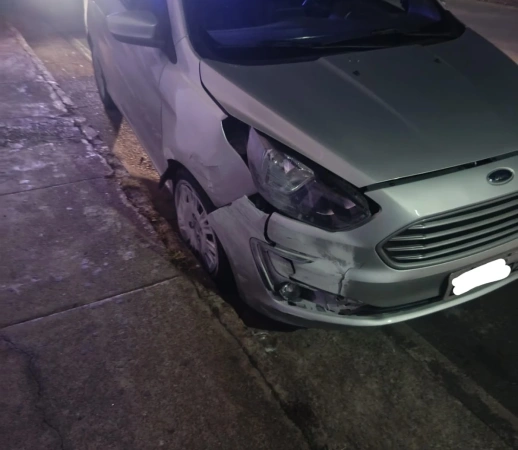 Motorista embriagado atropela pedestre, tenta fugir e é preso pela Guarda Civil Municipal em Pará de Minas