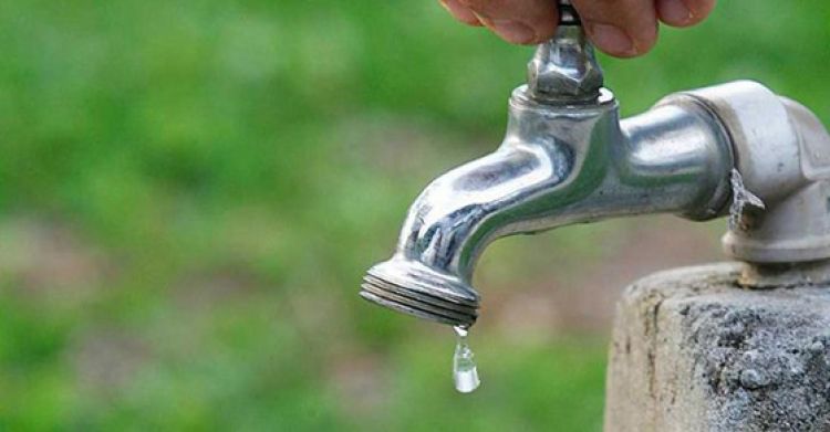 Rompimento de adutora deixa 15 bairros de Pará de Minas sem o fornecimento de água