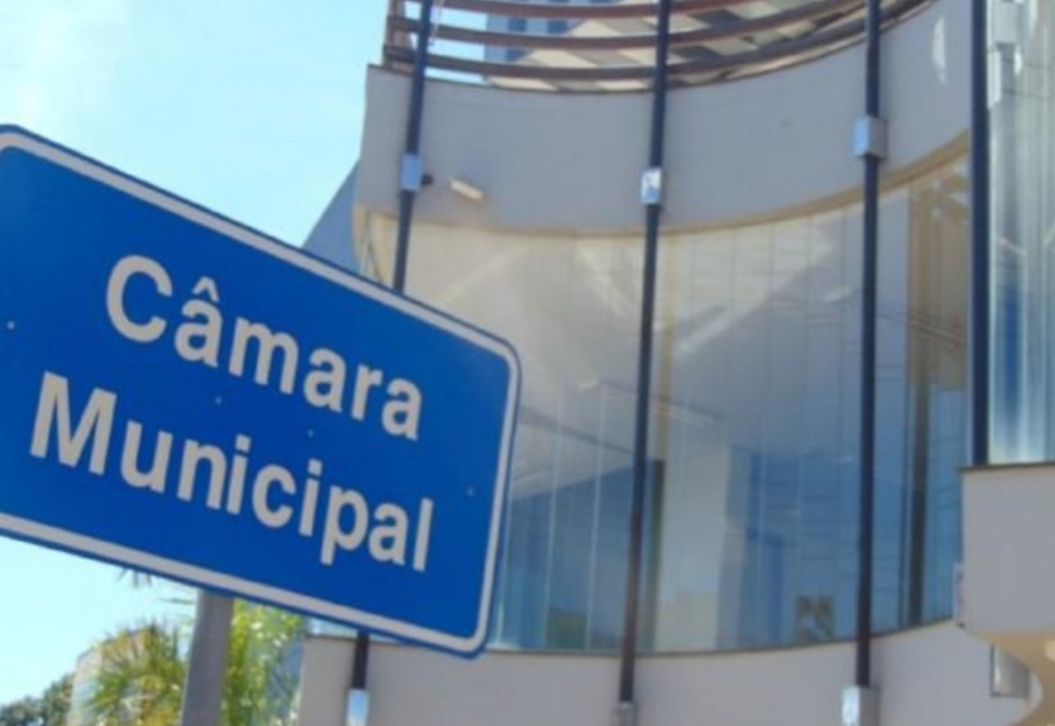 Com a expectativa de votar sete projetos, vereadores voltam a realizar nesta segunda-feira a sessão ordinária da Câmara Municipal