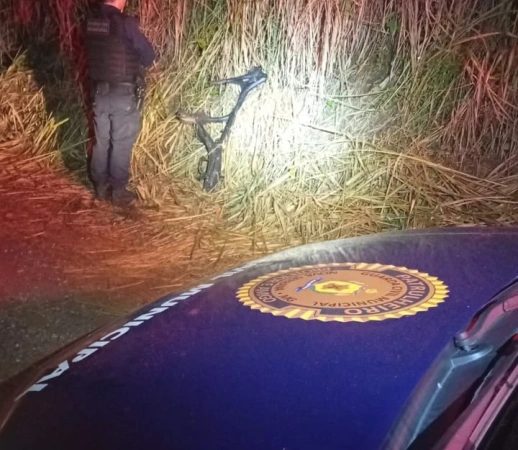 Chassi de moto furtada é encontrada em Nova Serrana