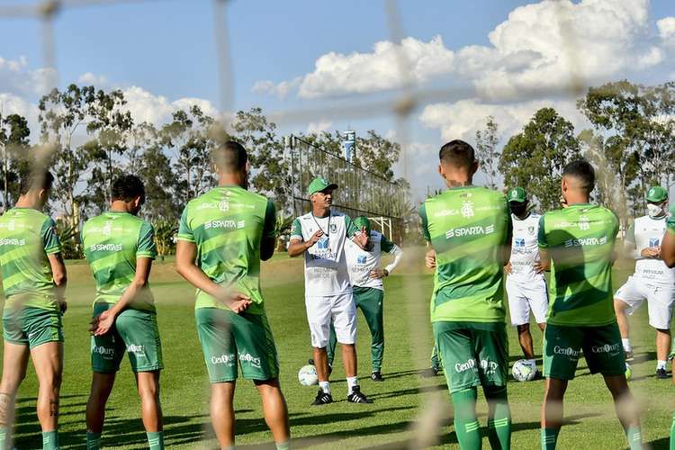 América pega a Chapecoense e pode assumir a liderança da Série B