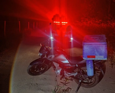 São José da Varginha – Motocicleta furtada é localizada escondida às margens da MG-060
