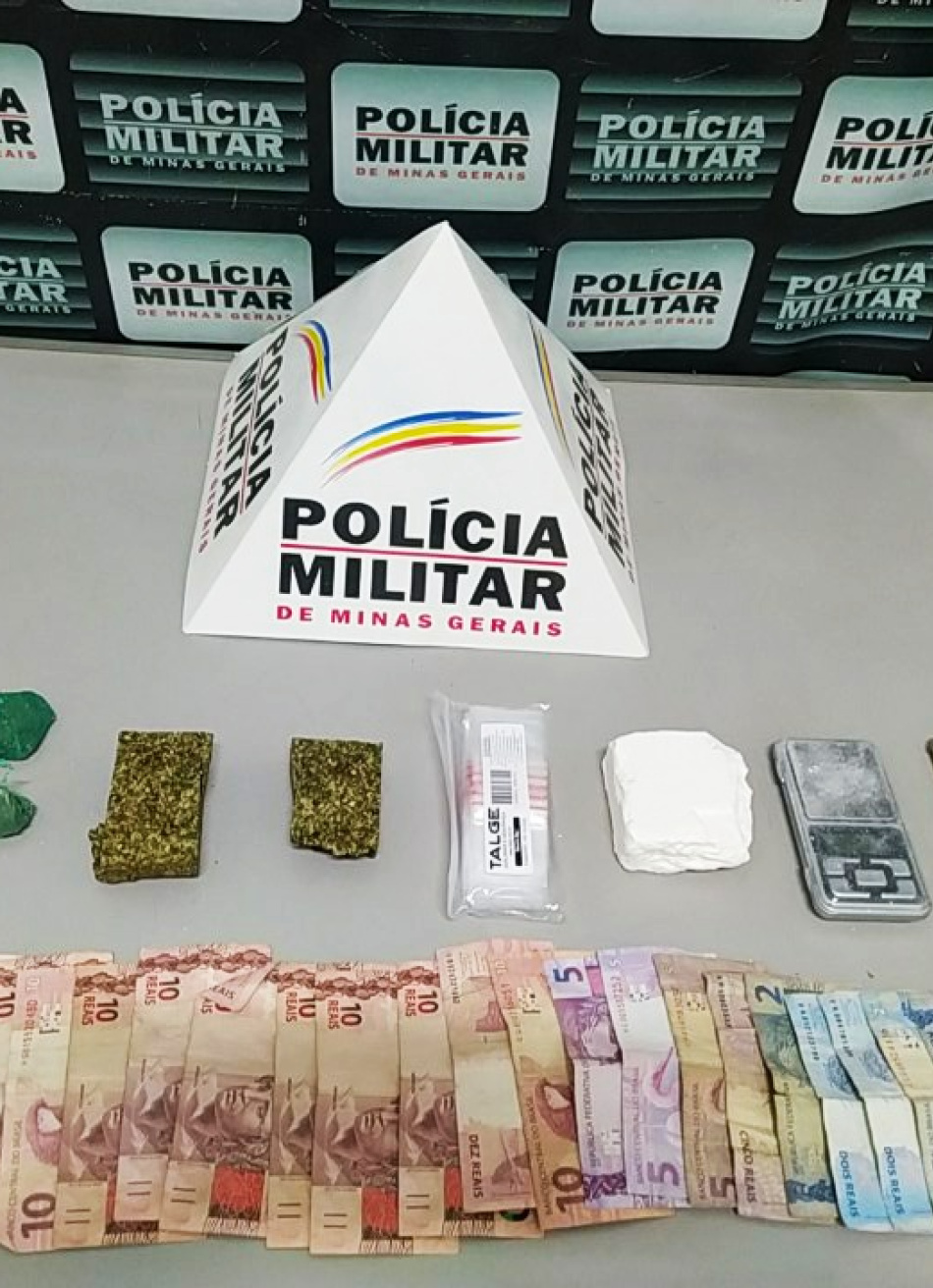 Rapaz é preso no bairro Grão Pará acusado de tráfico de drogas