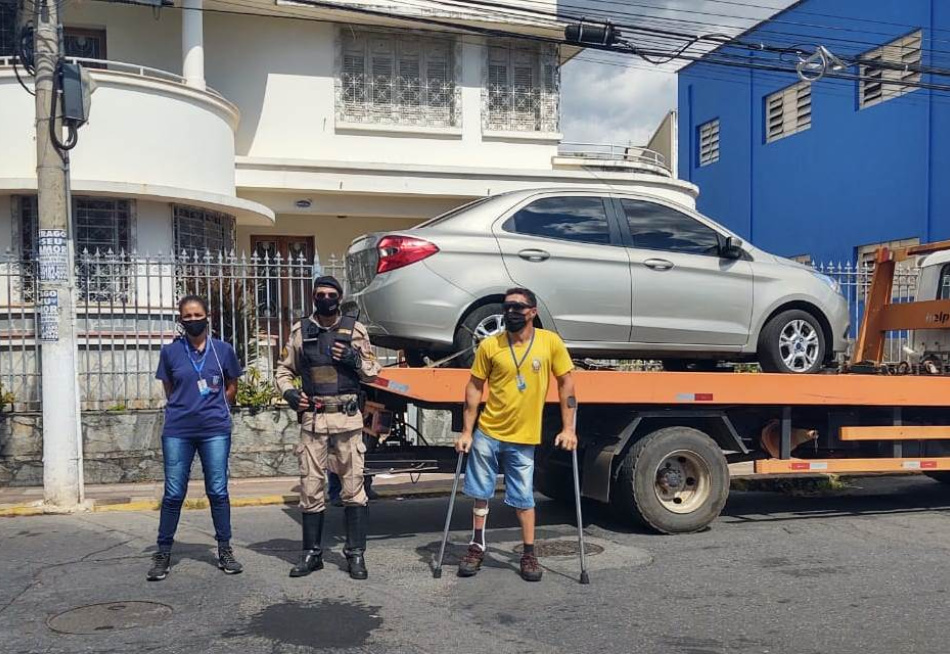 Operação de Combate ao Transporte Ilegal de Passageiros apreende veículo no centro de Pará de Minas