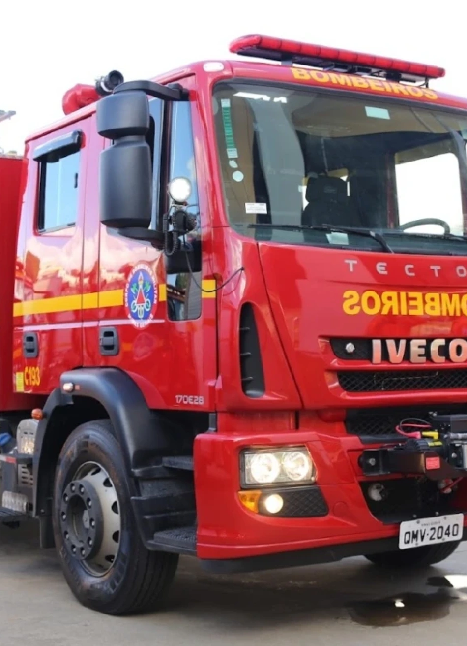 Incêndio atinge residência e deixa cadeirante ferido em Bom Despacho
