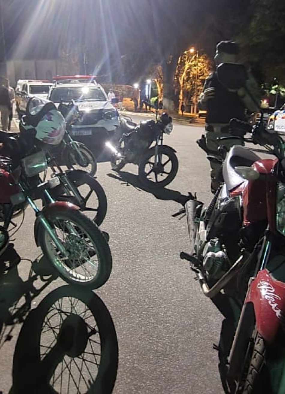 Operação Policial é realizada no distrito de Ascensão e apreende motocicletas irregulares.