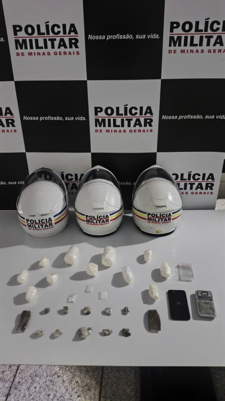 PITANGUI/MG – POLÍCIA MILITAR PRENDE HOMEM POR TRÁFICO DE DROGAS