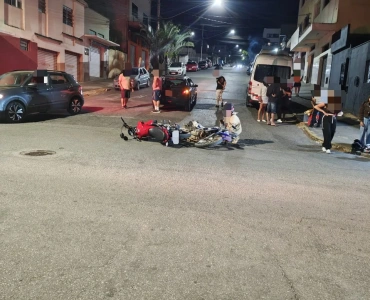 Acidente com vítimas é registrado no bairro Nossa Senhora de Fátima, em Pará de Minas
