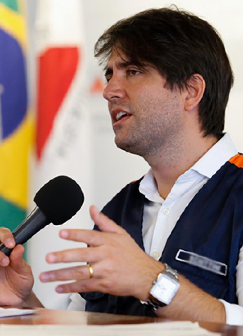 Secretário de Estado de Saúde disse que a volta às aulas em Minas Gerais deve acontecer ainda no primeiro semestre deste ano