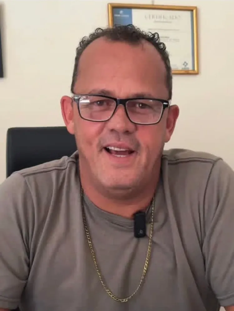 CPI  que investiga irregularidades no transporte ouve Secretário de Saúde.