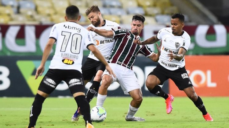 Atlético não se aproveita do tropeço dos concorrentes e apenas empata com o Fluminense