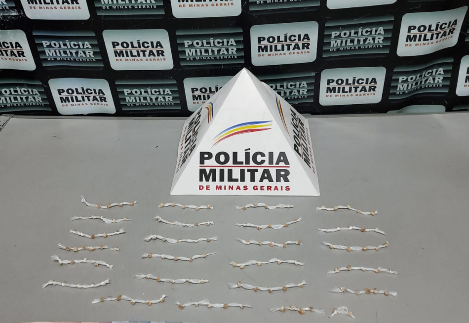 Menor de 15 anos é apreendido no bairro São Paulo com 122 pedras de crack e R$ 37,00 em dinheiro