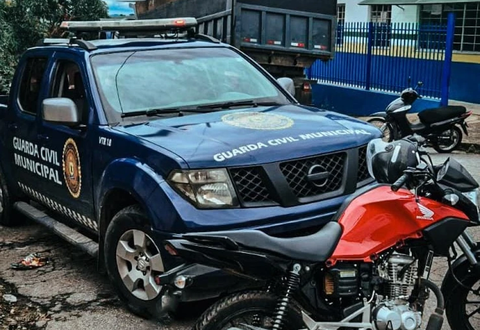GUARDA MUNICIPAL RECUPERA MOTOCICLETA FURTADA E PRENDE HOMEM NO BAIRRO SÃO GERALDO