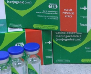 Campanha de vacinação contra tipo de meningite agressiva é ampliada no Brasil