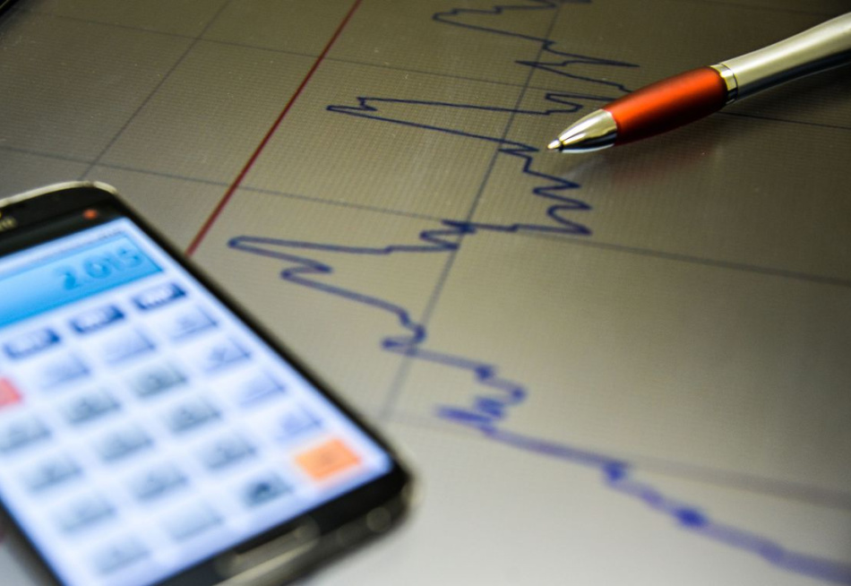 Pressionado pela alta nos preços dos alimentos e dos combustíveis, IPCA divulga avanço de 0,89% na inflação de novembro