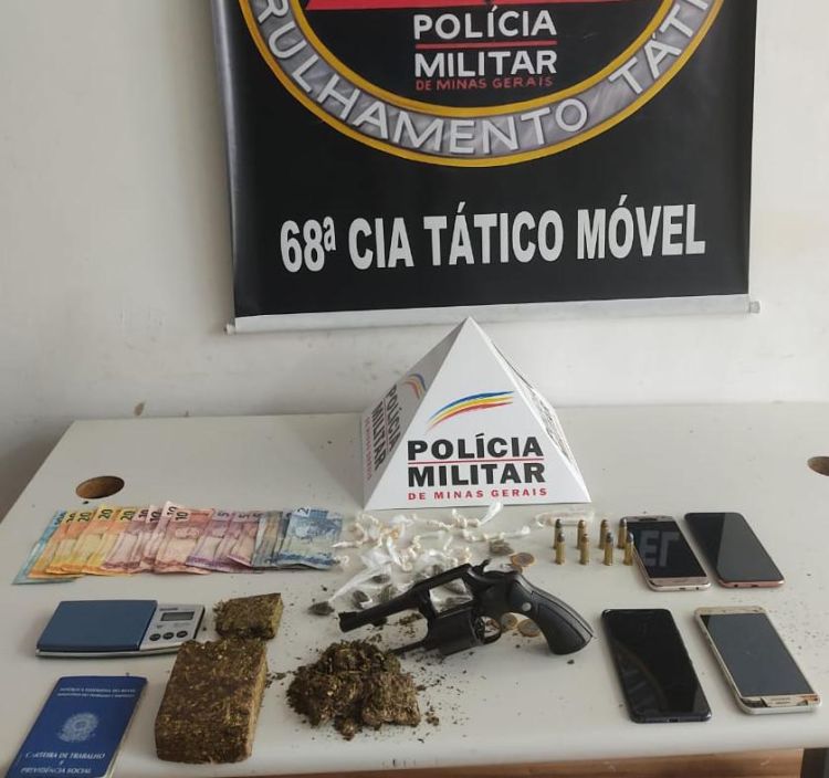 Polícia Militar prende um rapaz de 26 anos em Nova Serrana suspeito de tráfico de drogas e porte ilegal de arma de fogo