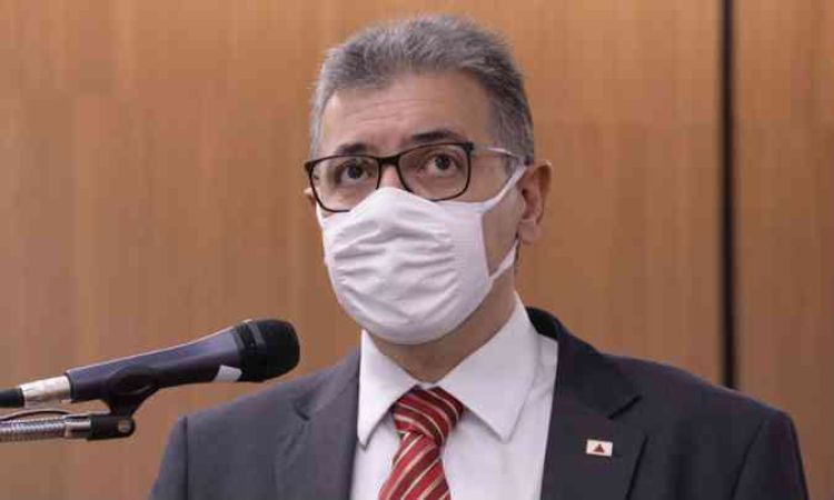 Secretário de Saúde de Minas Gerais fala em vacina contra a Covid-19 para janeiro de 2021