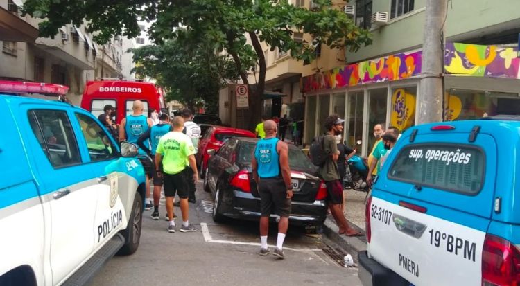 Homem morre no Rio de Janeiro após ser atingido por um botijão de gás